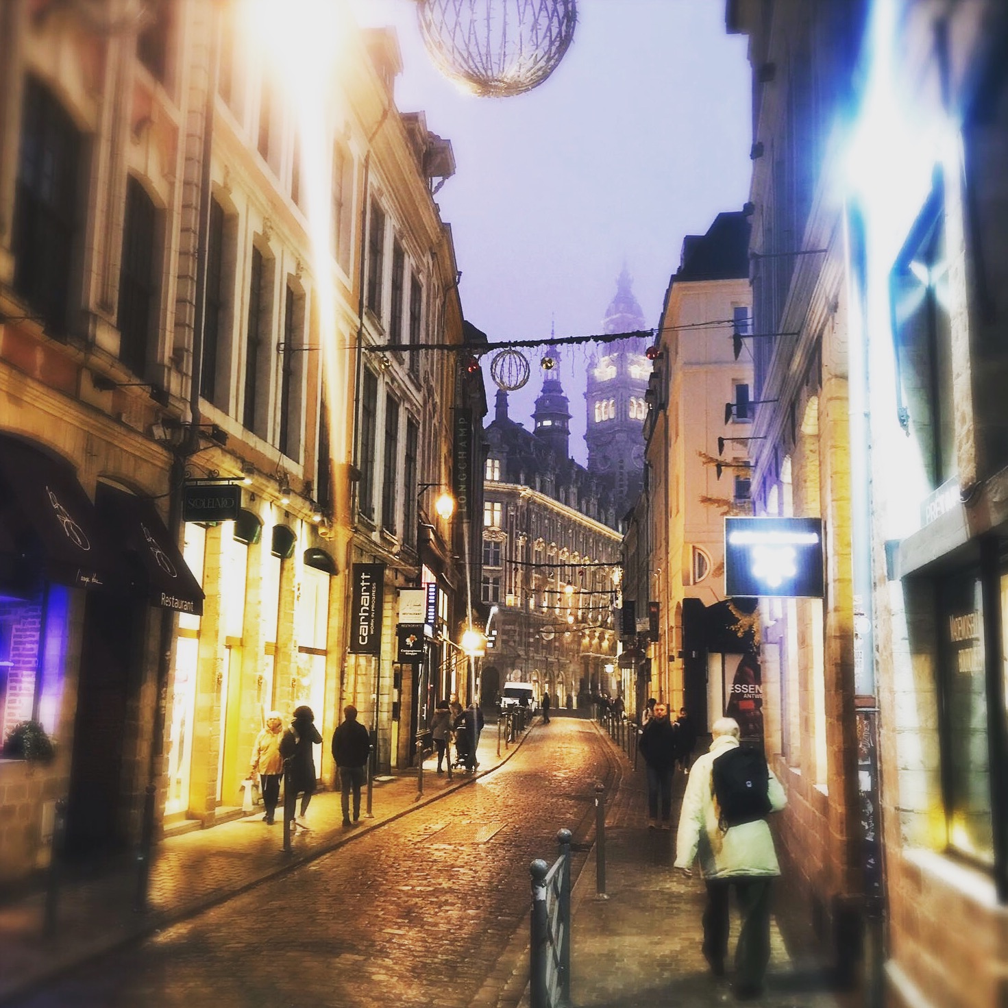 Lille by night